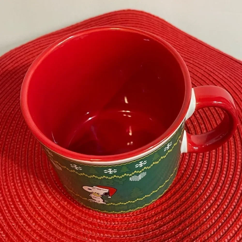 Peanuts Snoopy Holiday Mug NWT